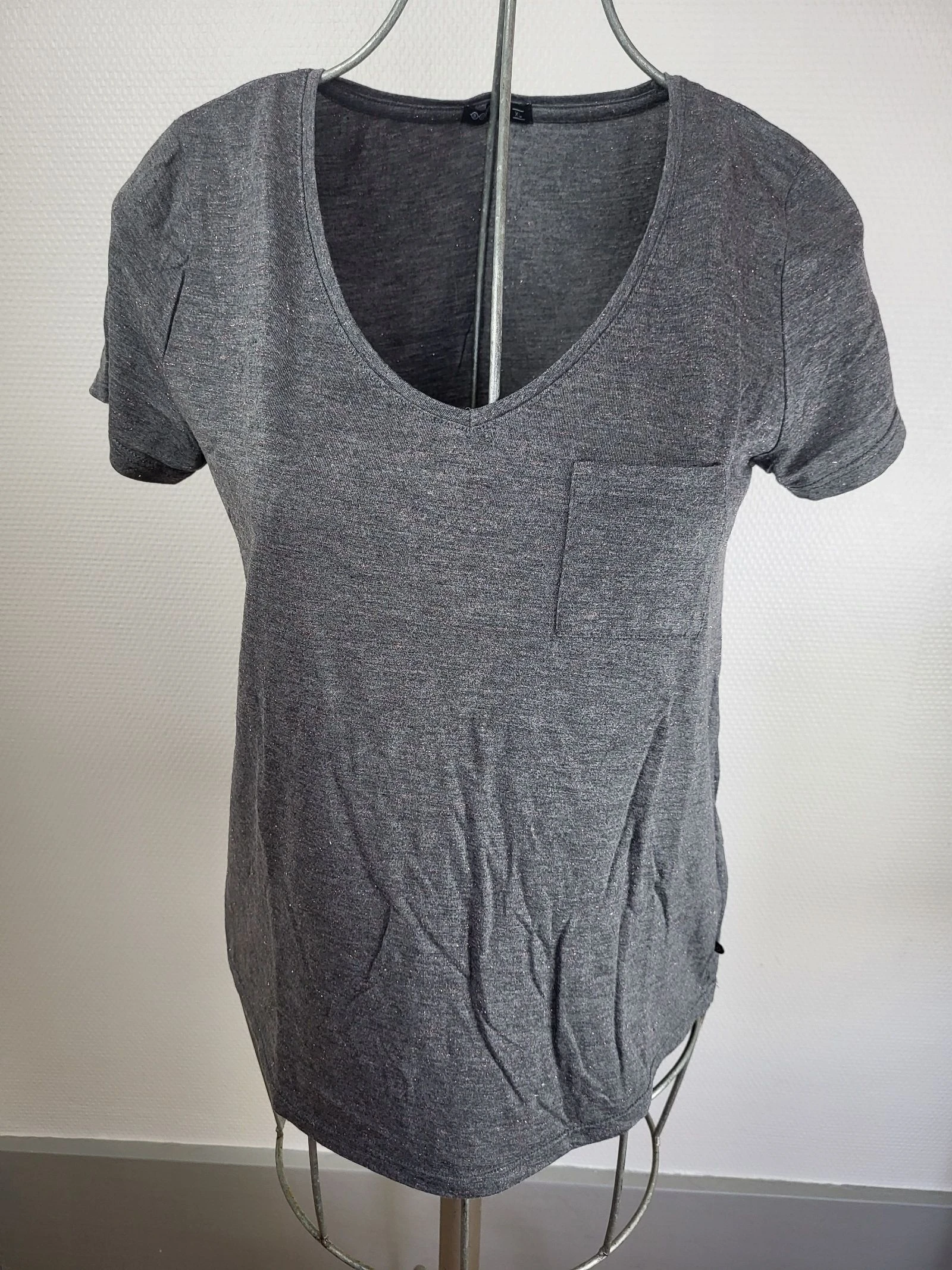 T-shirt Gris Anthracite Pailleté Lurex Rose Bonobo Taille 42 / XL – photo 2